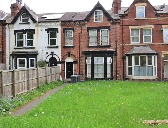 5 Bedroom Property